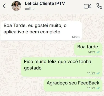 Conversa no WhatsApp: Letícia dizendo que gostou muito e que o aplicativo é bem completo
